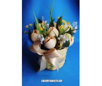 Корзина из конфет Нежные тюльпаны
