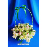 Корзина из конфет Зимние подснежники 2