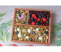Подарочный набор в деревянном ящике Бокс из орехов и ягод Вкусные эмоции 11 Подарочный набор в деревянном ящике Бокс из орехов и ягод Вкусные эмоции 11