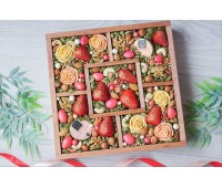 Подарочный набор в деревянном ящике Бокс из орехов и клубники Вкусные эмоции 12 Подарочный набор в деревянном ящике Бокс из орехов и клубники Вкусные эмоции 12