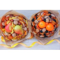 Букет из сухофруктов Шарлотка сахарная