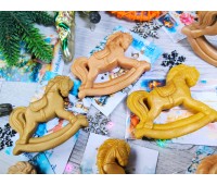 Мыло ручной работы Лошадка качалка на открытке в упаковке