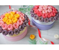 Шляпная коробка из шоколадных роз Виктория лайт 37шт (ЖРС)