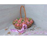 Корзина из шоколадных роз Новелла 47шт (СР)