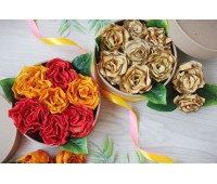 Съедобный фруктовый букет с розами из яблочных фрипсов в коробке Яблочный фреш 2 Съедобный фруктовый букет с розами из яблочных фрипсов в коробке Яблочный фреш 2